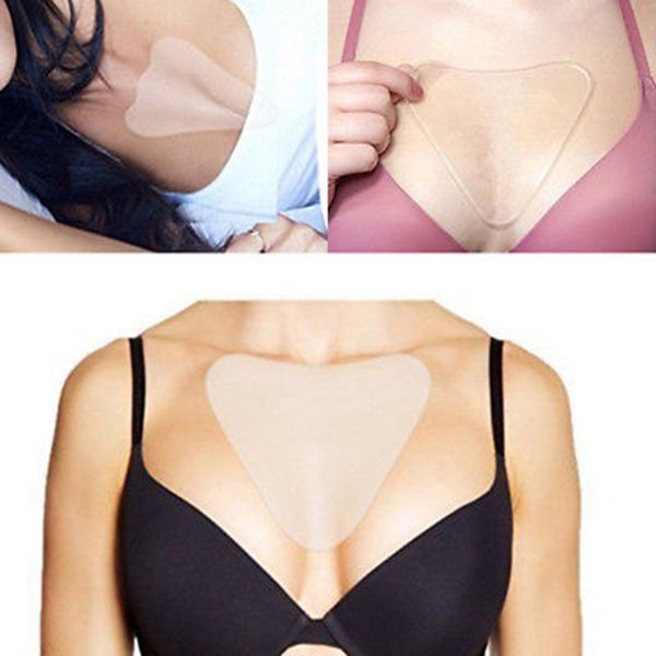 Chuyên gia thời trang gợi ý thêm miếng dán tạo khe ngực cho những cô nàng muốn diện trang phục có cổ khoét sâu.