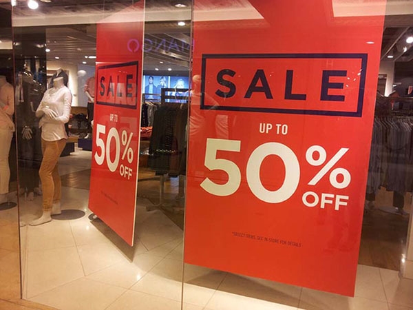 Theo chính sách của nhiều thương hiệu lớn, việc sale off sản phẩm sẽ làm giảm đi giá trị thương hiệu.