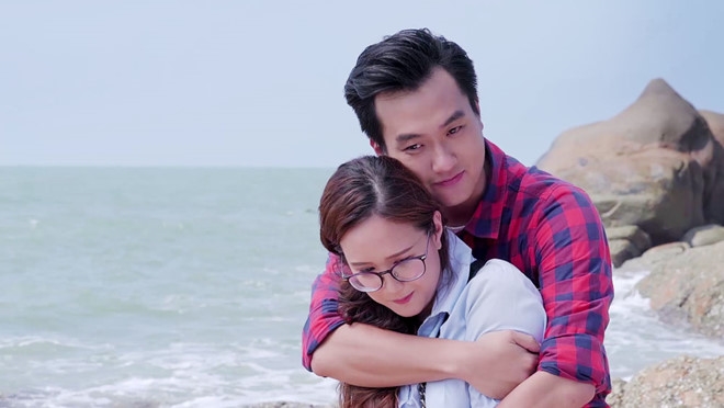 Phương Hằng và Anh Tuấn (vai Nhân) là một cặp đôi được yêu thích trong phim